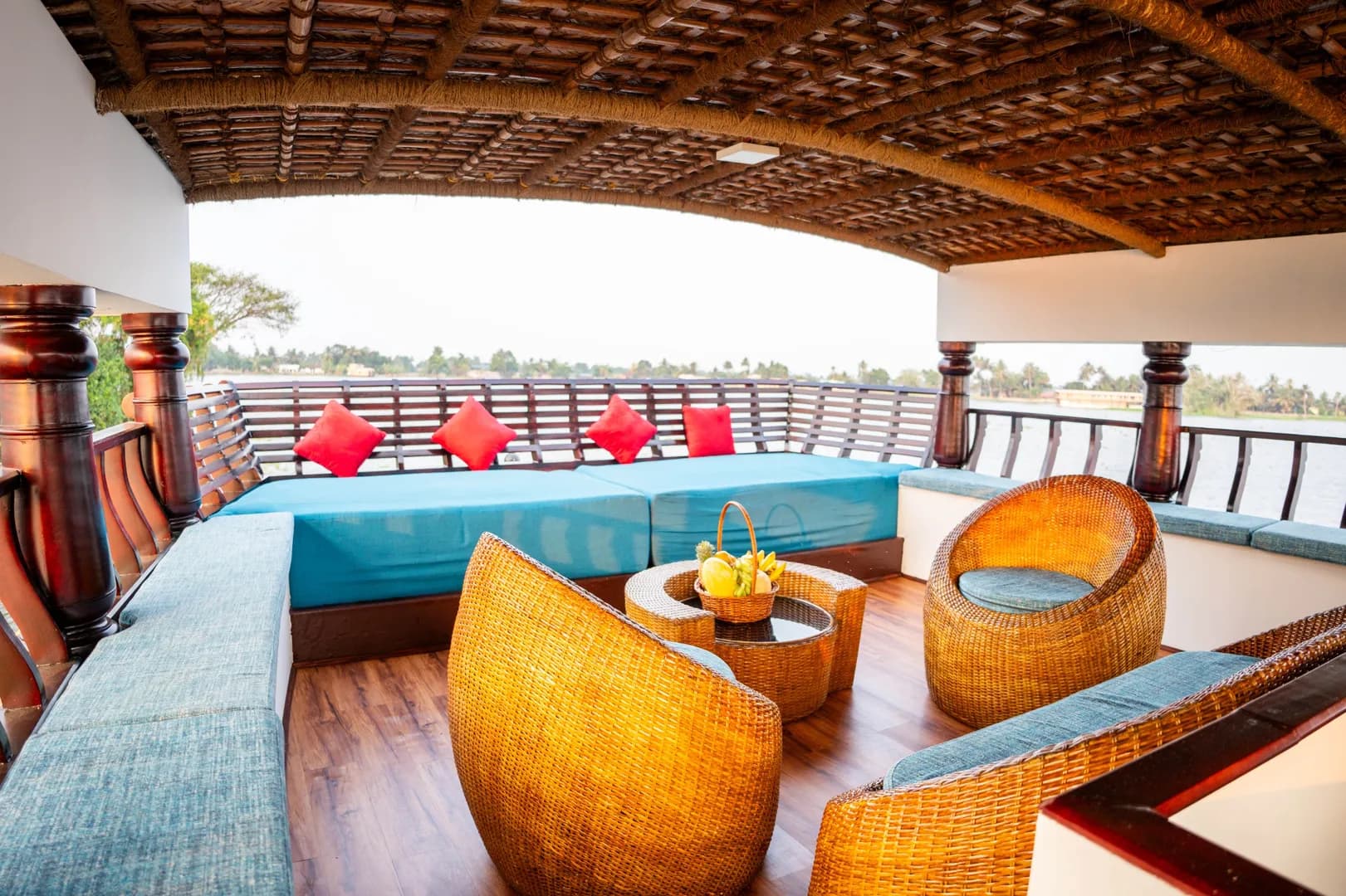 Why Not Premium  - 1 Bedroom Premium Houseboat Interior View | Alleppey Backwaters | Alleppey Green Tourism