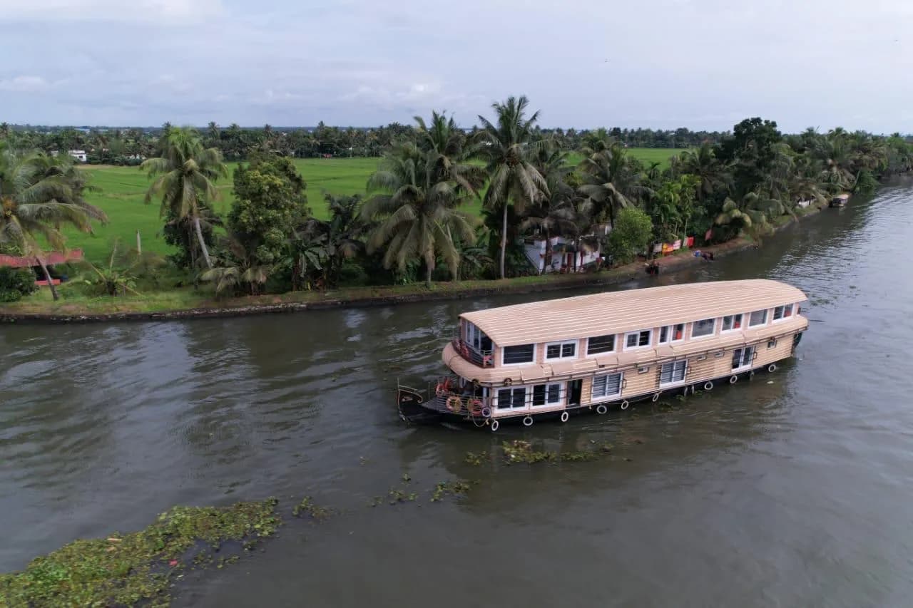 Floating Dreams Deluxe 