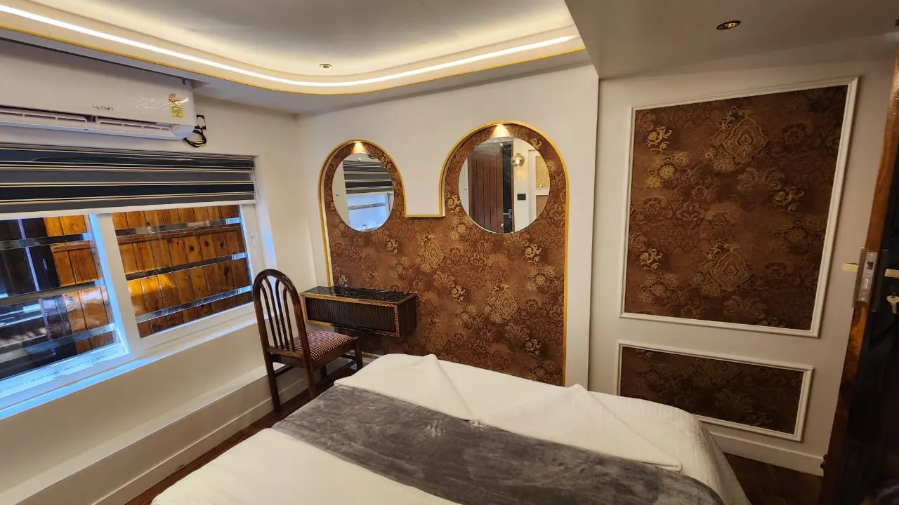 George Kutty Premium 