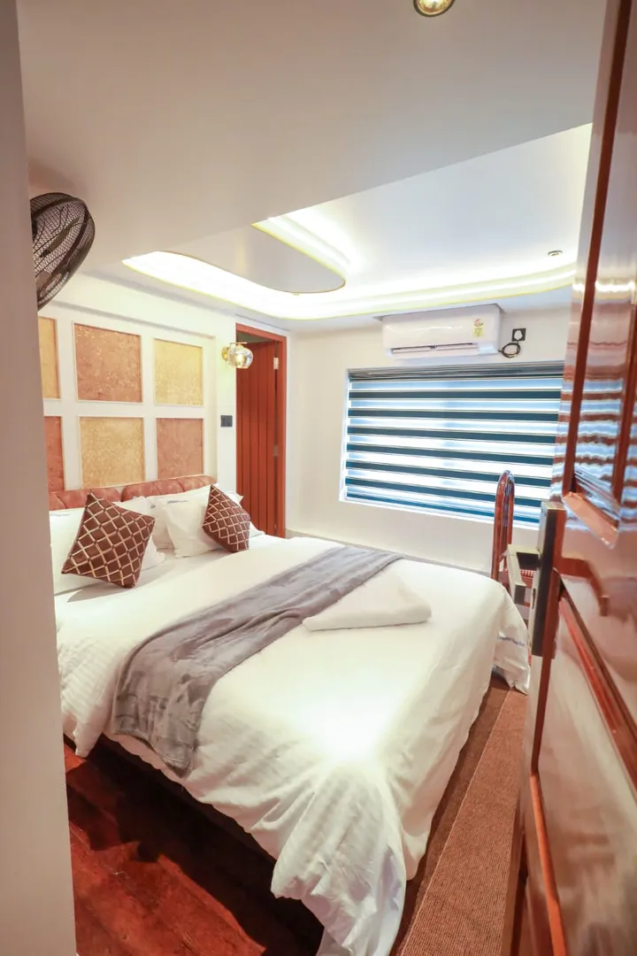 George Kutty Premium 