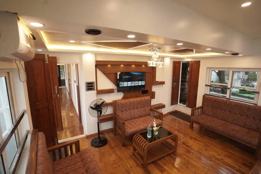 Blue Diamond Premium - 2 Bedroom Premium Houseboat Interior View | Alleppey Backwaters | Alleppey Green Tourism