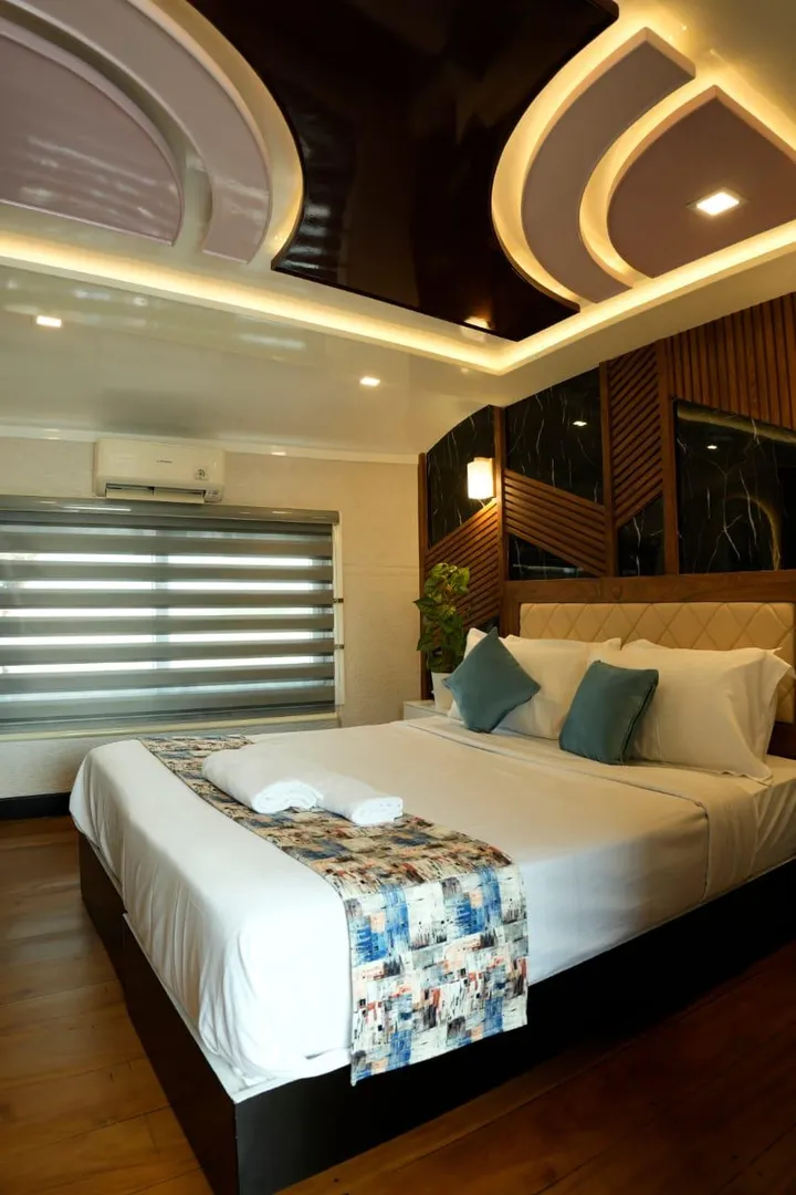 Floating Dreams Premium