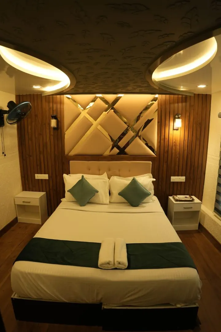 Floating Dreams Deluxe