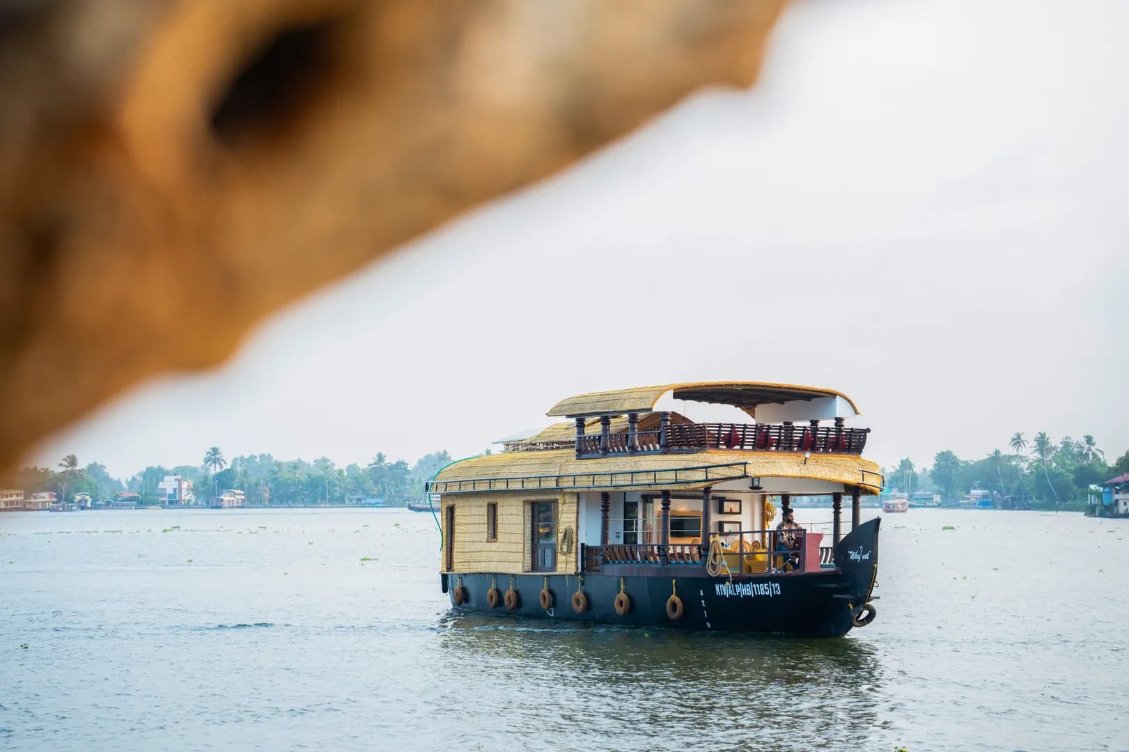 Why Not Premium - 1 Bedroom Premium Houseboat Interior View | Kerala Houseboat Cruise | Alleppey Green Tourism