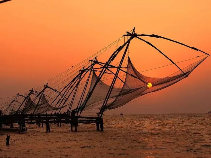 4-Day Alleppey & Munnar Tour Package - Kerala backwater package tour