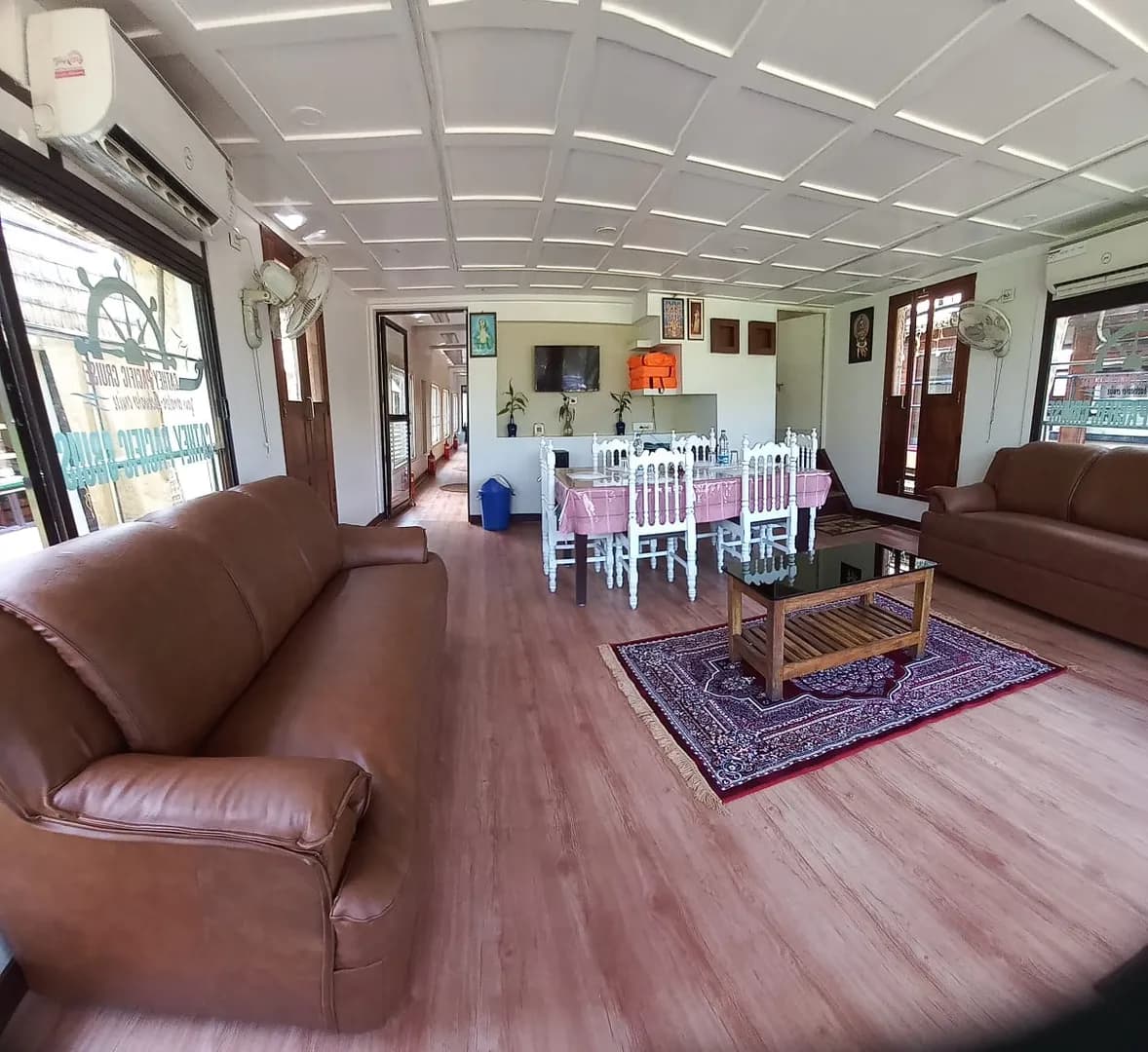 Oasis Deluxe 4 - 4 Bedroom Deluxe Houseboat Interior View | Kerala Houseboat Cruise | Alleppey Green Tourism