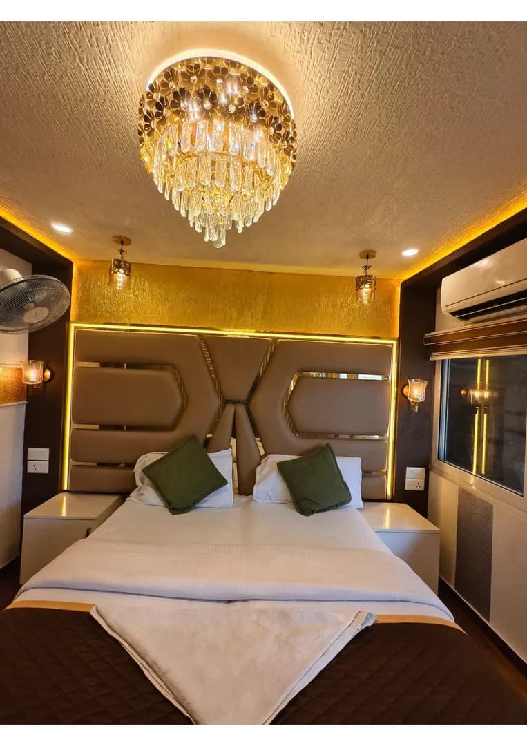 Pappy - 8 Bedroom Deluxe Houseboat Interior View | Alleppey Backwaters | Alleppey Green Tourism