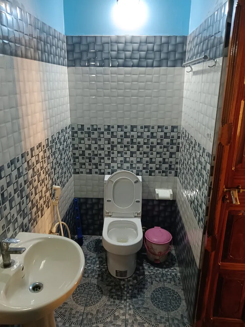 Vemba Deluxe - 2 Bedroom Deluxe Houseboat Interior View | Kerala Houseboat Cruise | Alleppey Green Tourism