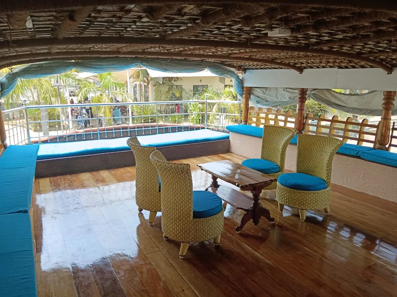 Vemba Deluxe - 2 Bedroom Deluxe Houseboat Interior View | Alleppey Backwaters | Alleppey Green Tourism